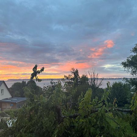 Gites De La Baie D'Honfleur Cricquebœuf Esterno foto